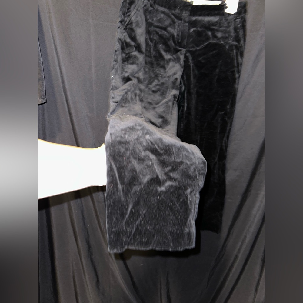 Black jeans in very good condition never hardly worn